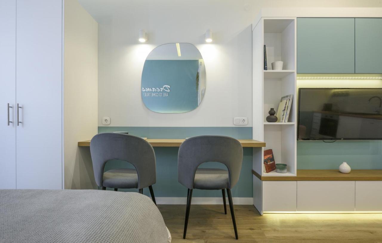 Τhe Half Root Suite In The Heart Of City Center Thessaloniki Exterior foto