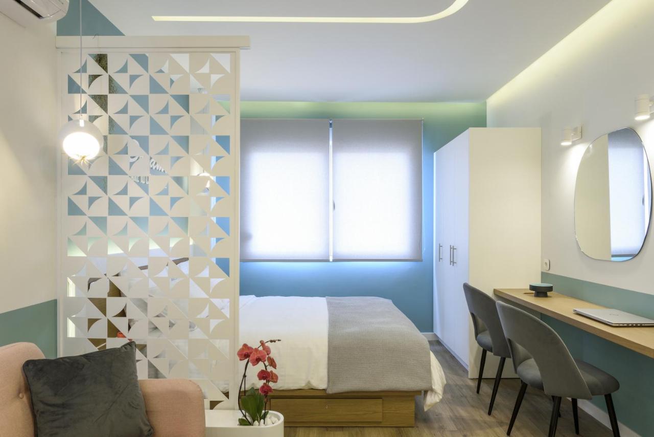 Τhe Half Root Suite In The Heart Of City Center Thessaloniki Exterior foto