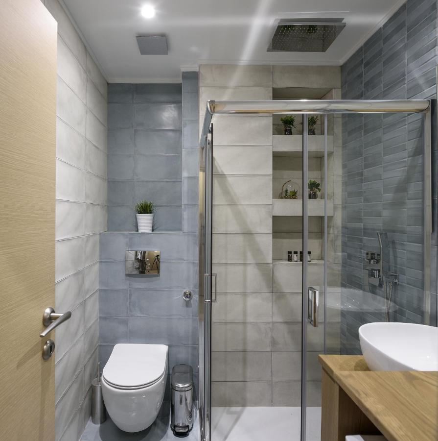 Τhe Half Root Suite In The Heart Of City Center Thessaloniki Exterior foto