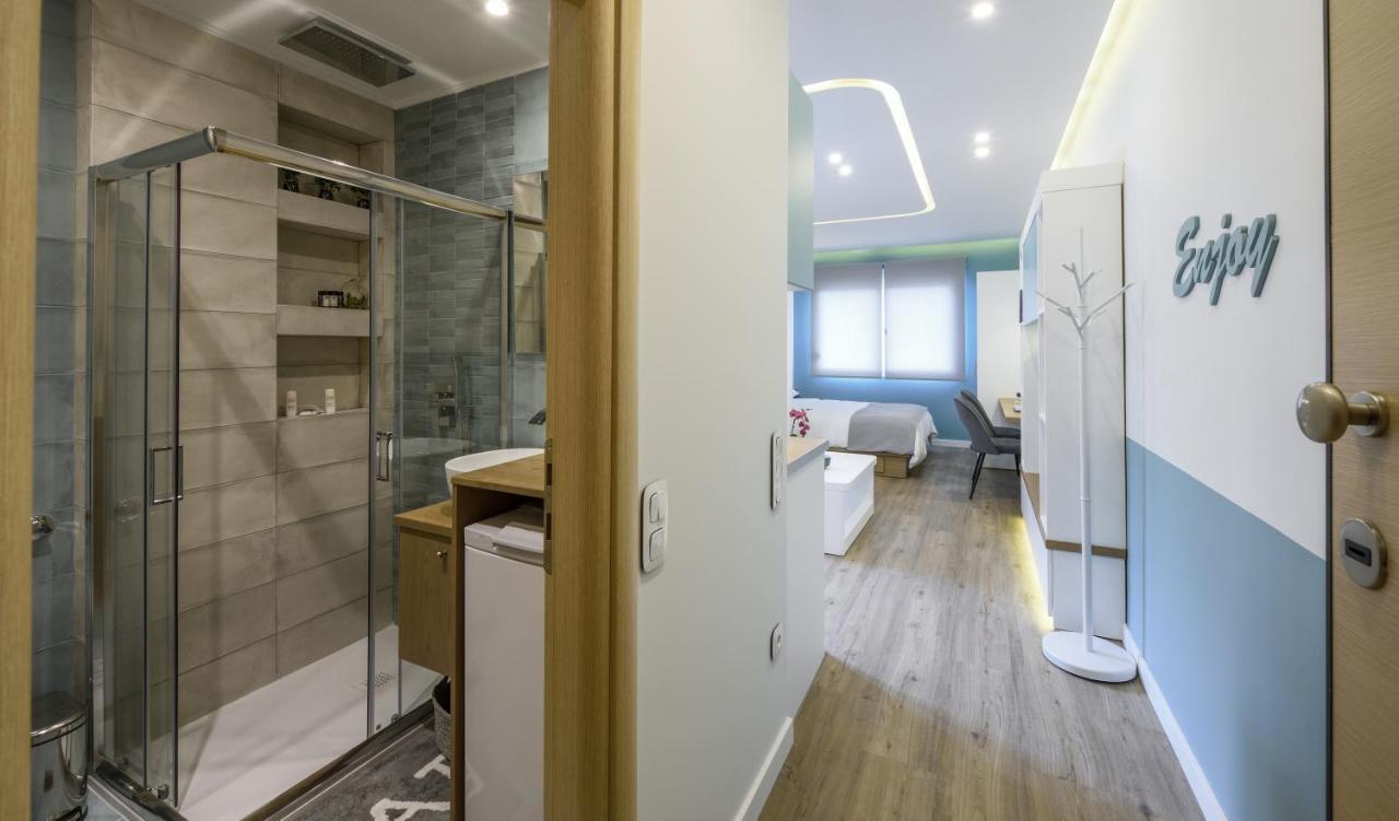 Τhe Half Root Suite In The Heart Of City Center Thessaloniki Exterior foto