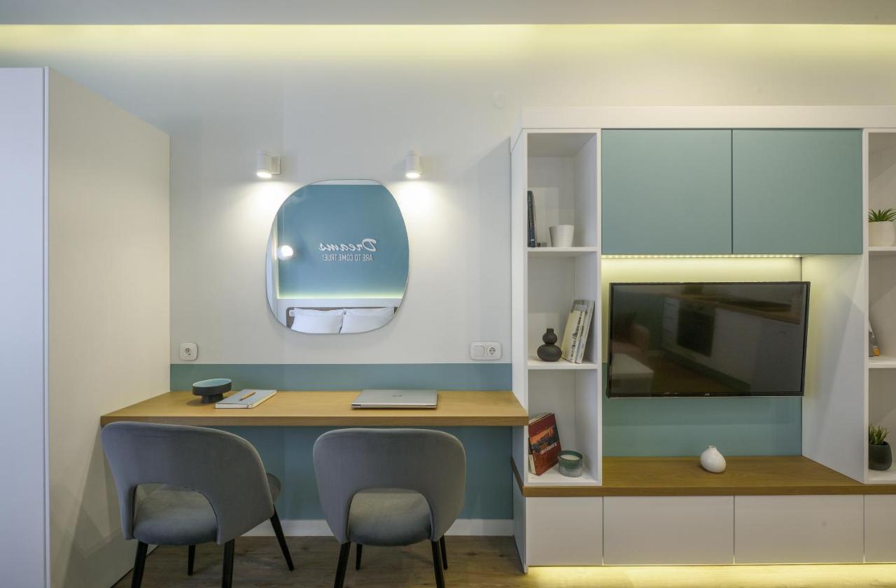 Τhe Half Root Suite In The Heart Of City Center Thessaloniki Exterior foto