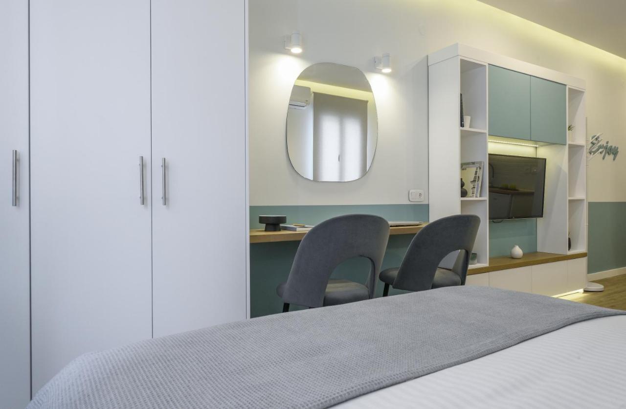 Τhe Half Root Suite In The Heart Of City Center Thessaloniki Exterior foto