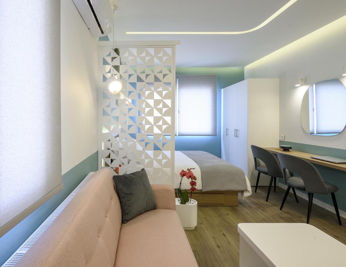 Τhe Half Root Suite In The Heart Of City Center Thessaloniki Exterior foto
